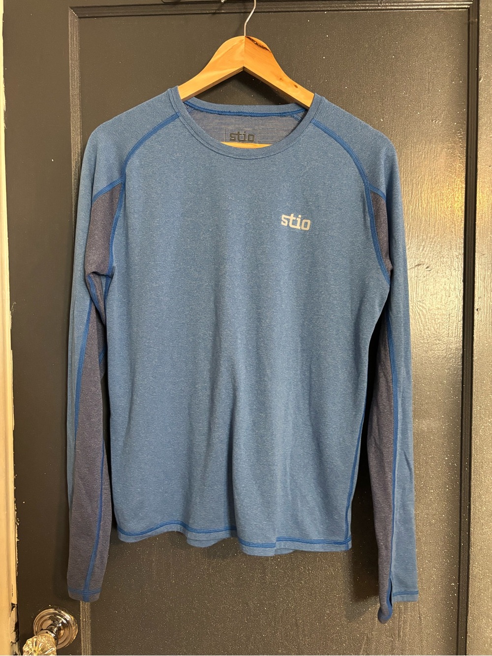 Stio Men’s Long-Sleeve Crew in Blue with Contrast Panels